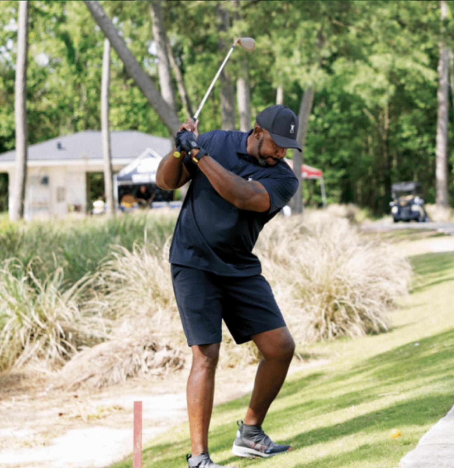 Houston’s Chef Bowie Fuses Golf and Food for Scholarships! — cover