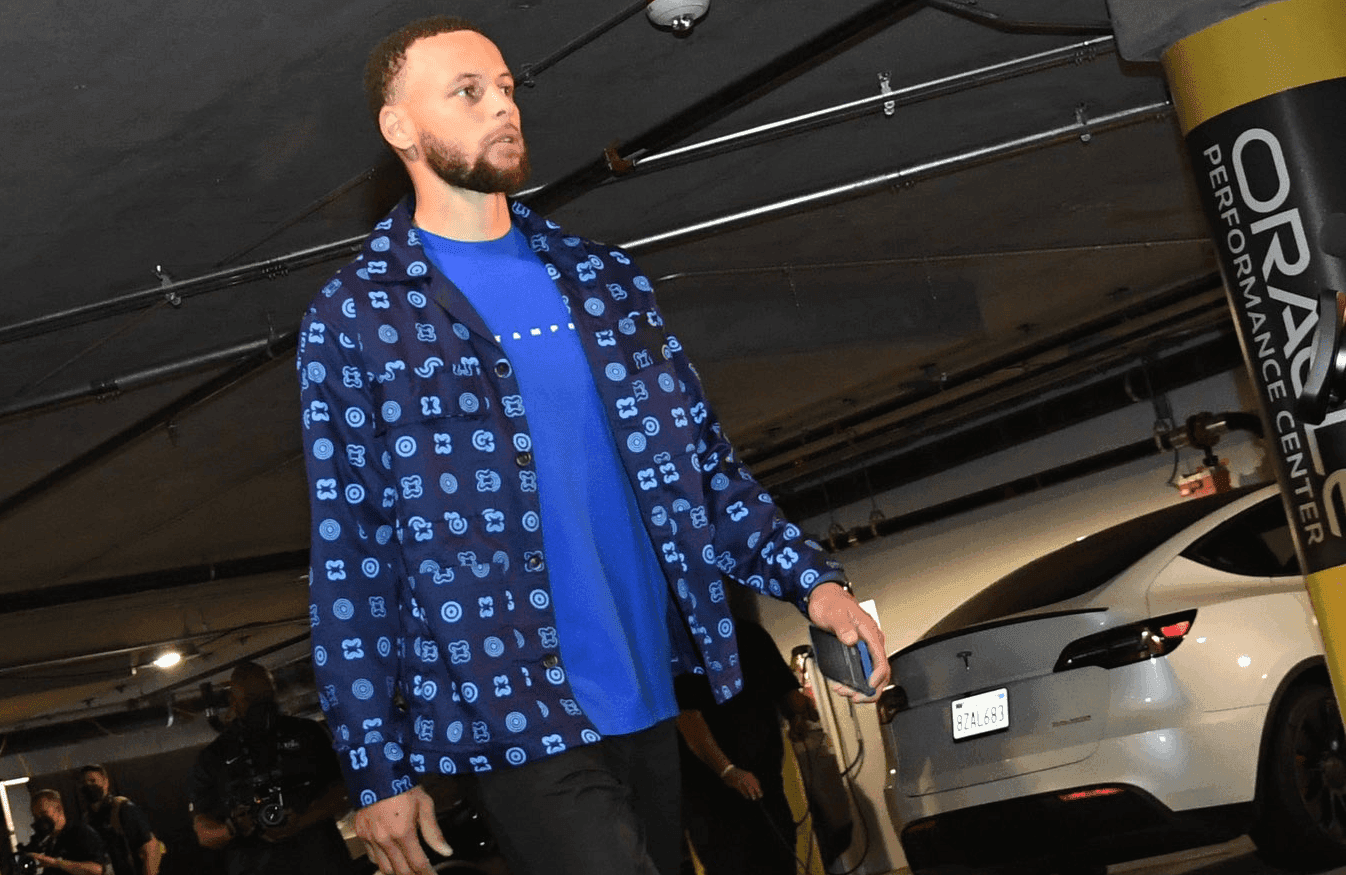 Apple TV Announced Steph Curry Doc