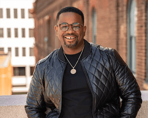Black Contractor Devon Henry