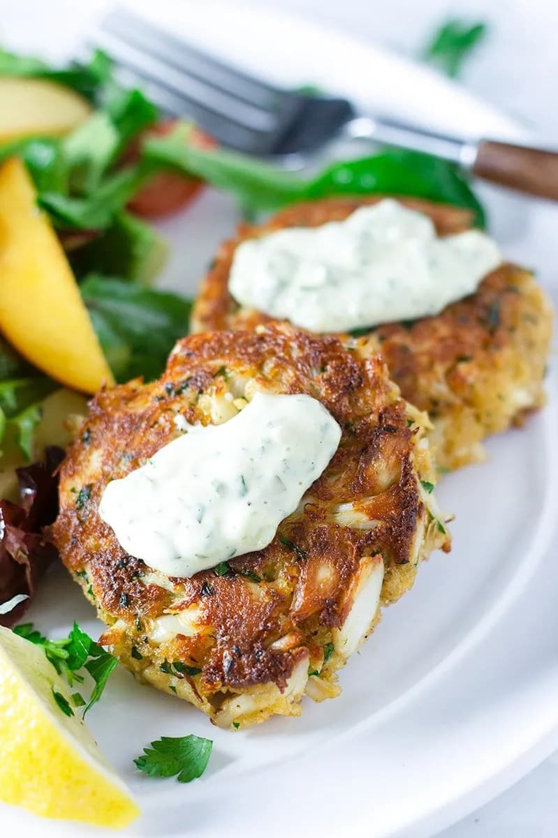 Easy Southern Crab Cakes Recipe — cover