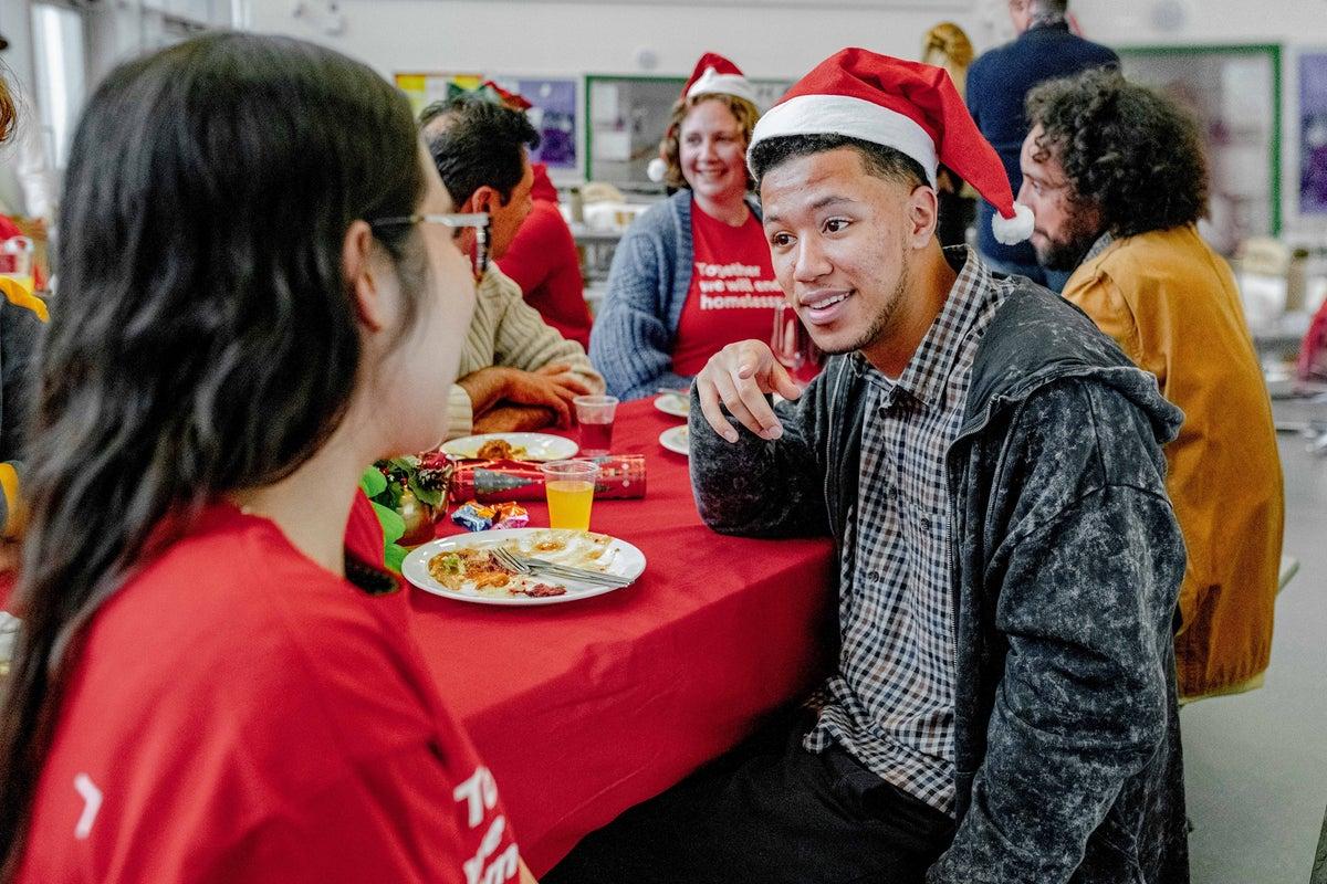 Churches Serving Xmas Dinner in Detroit