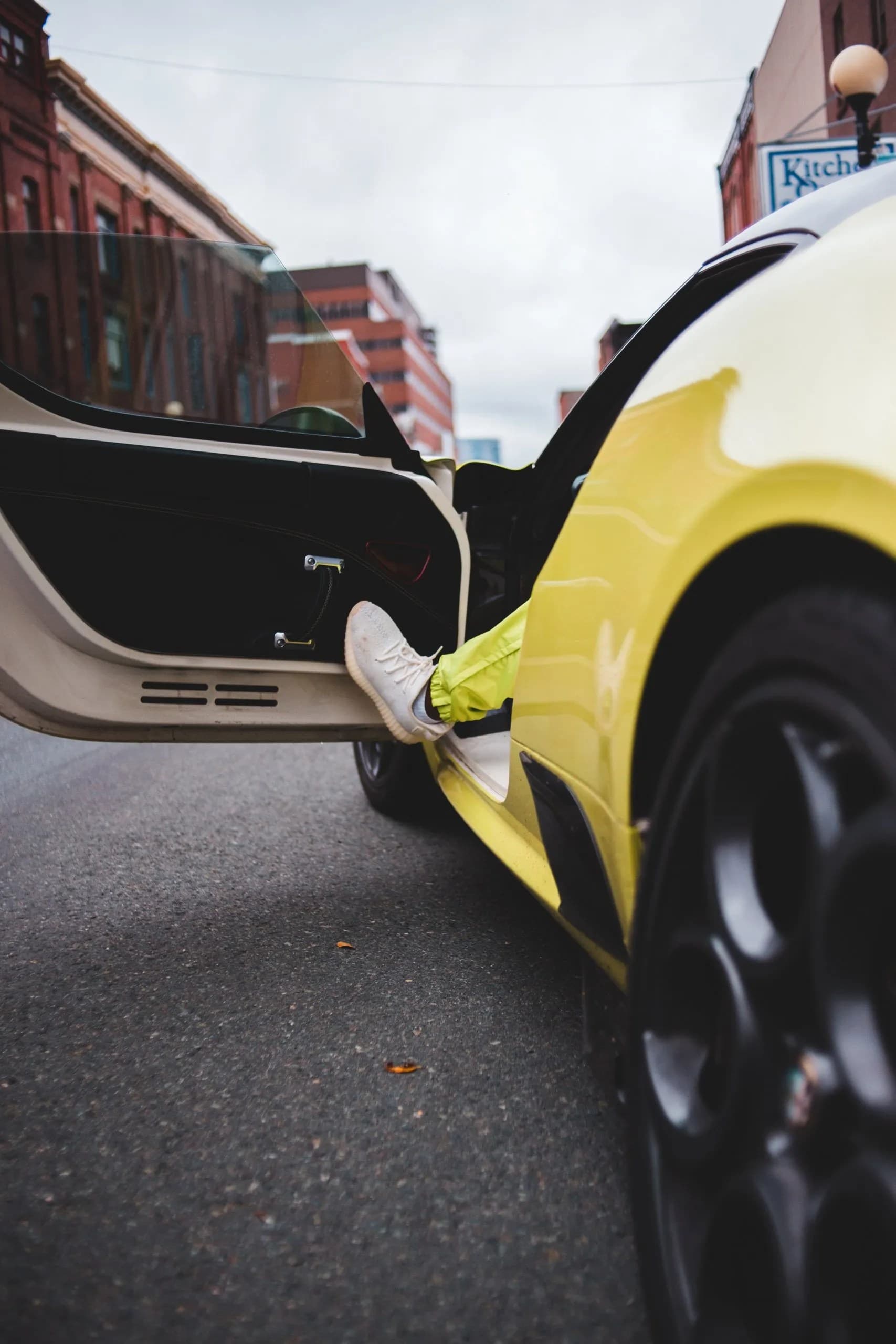 Pensole Lewis College of Business & Design Launches Cars + Kicks Masterclass Open Application Enrollment — cover